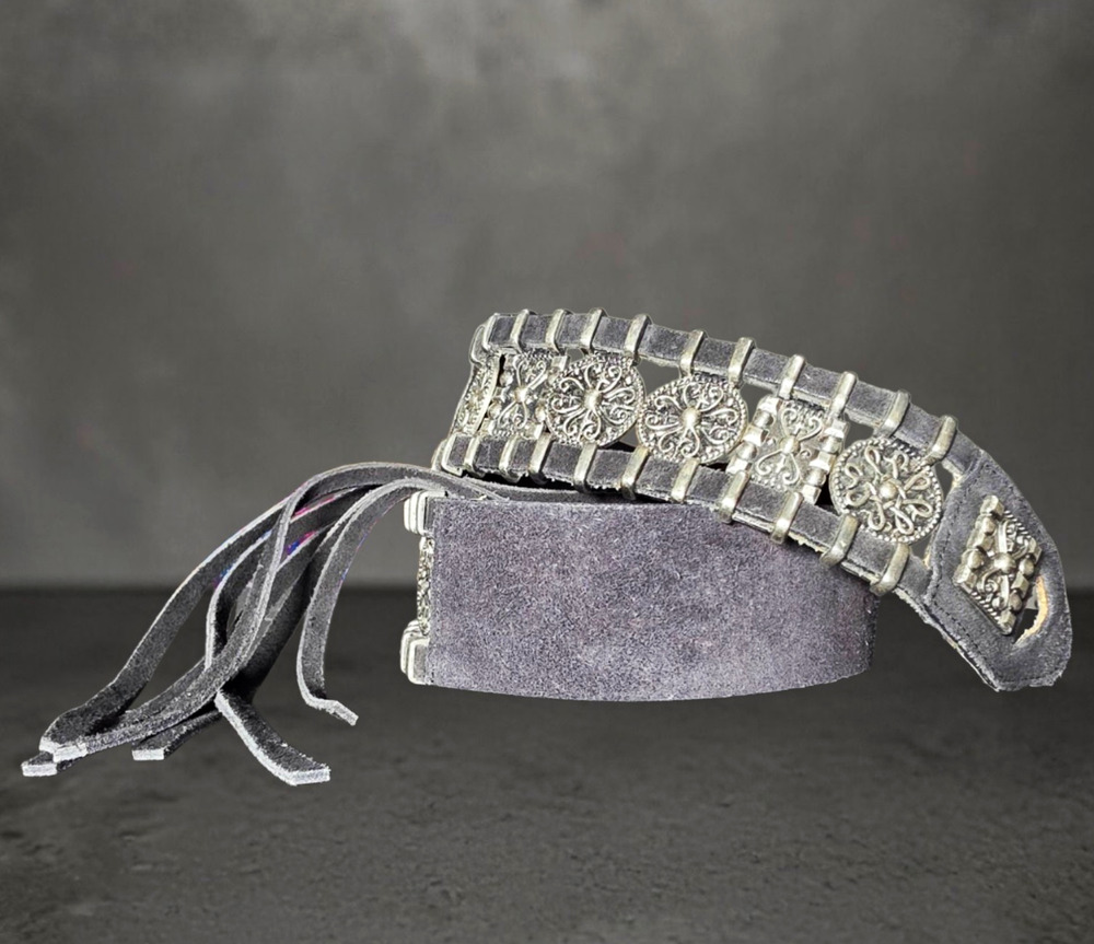 Chico's Women's Wide Western Waist Belt Gray Silver Concho Fringe Adjustable